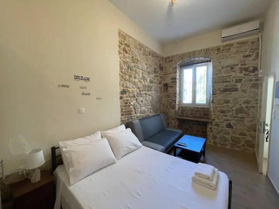 Q Apartments In Corfu Town Exterior photo